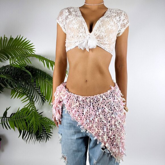 Vintage Pastel Pink Crochet Cottagecore Coquette Barbiecore Scarf Fringe Shawl - Picture 6 of 6